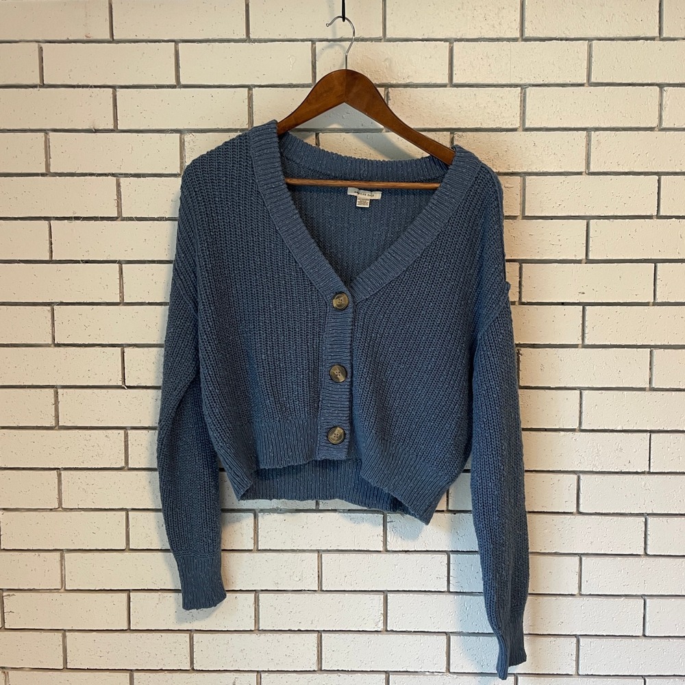 American Eagle Womens XS Blue Shaker Stitch Cropped Cardigan Sweater V-Neck